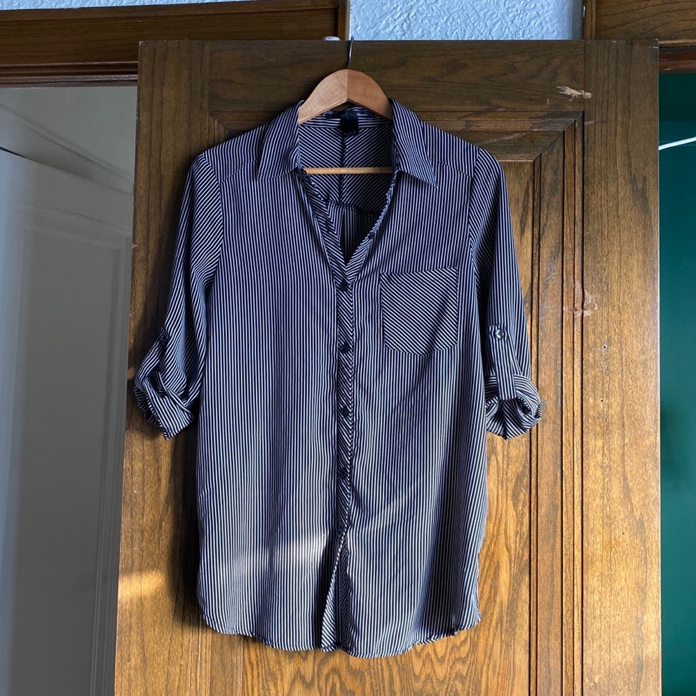 Vintage: Black & White Striped Button Down Blouse - Picture 3 of 4